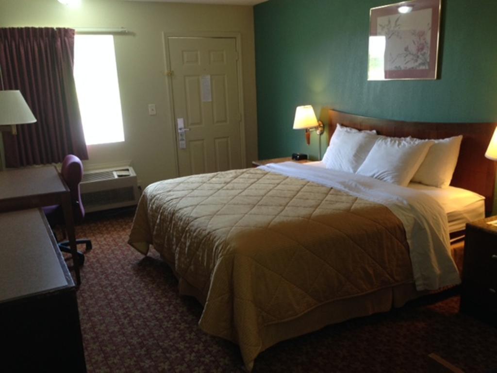Mid Ohio Inn เบลวิลล์ ห้อง รูปภาพ